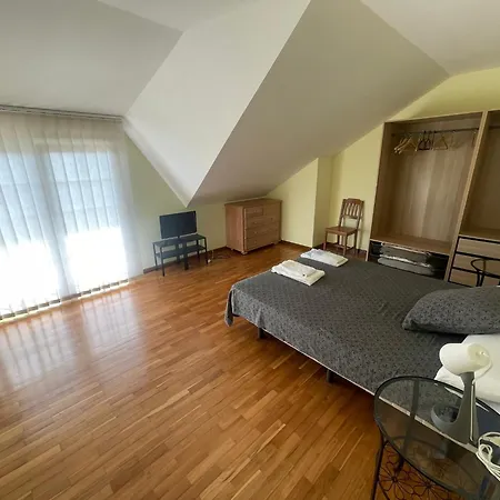 Grupo Gontad Casa Beo Malpica De Bergantinos Alpesi faház